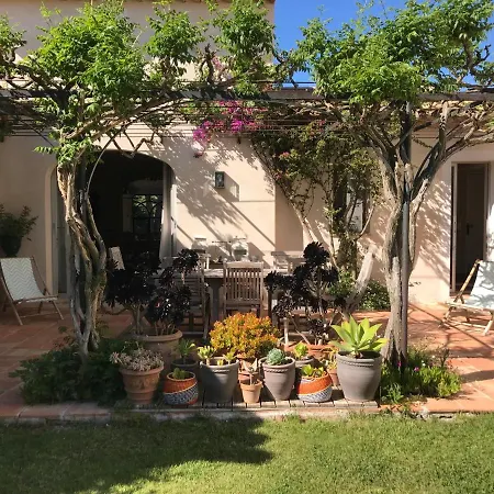 Les Salins - La Sassiere Bed & Breakfast *