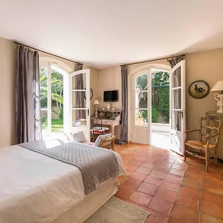 Les Salins - La Sassiere Bed & Breakfast