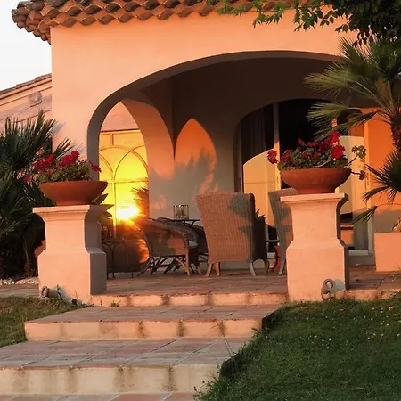 Les Salins - La Sassiere Bed & Breakfast